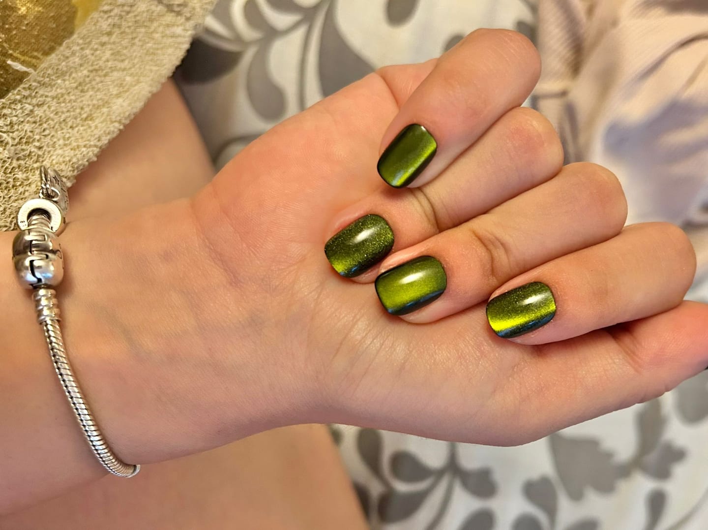 Customer photo review of Witch Forest Cat Eye - XS Squoval - 30 Adet Takma Tırnak
