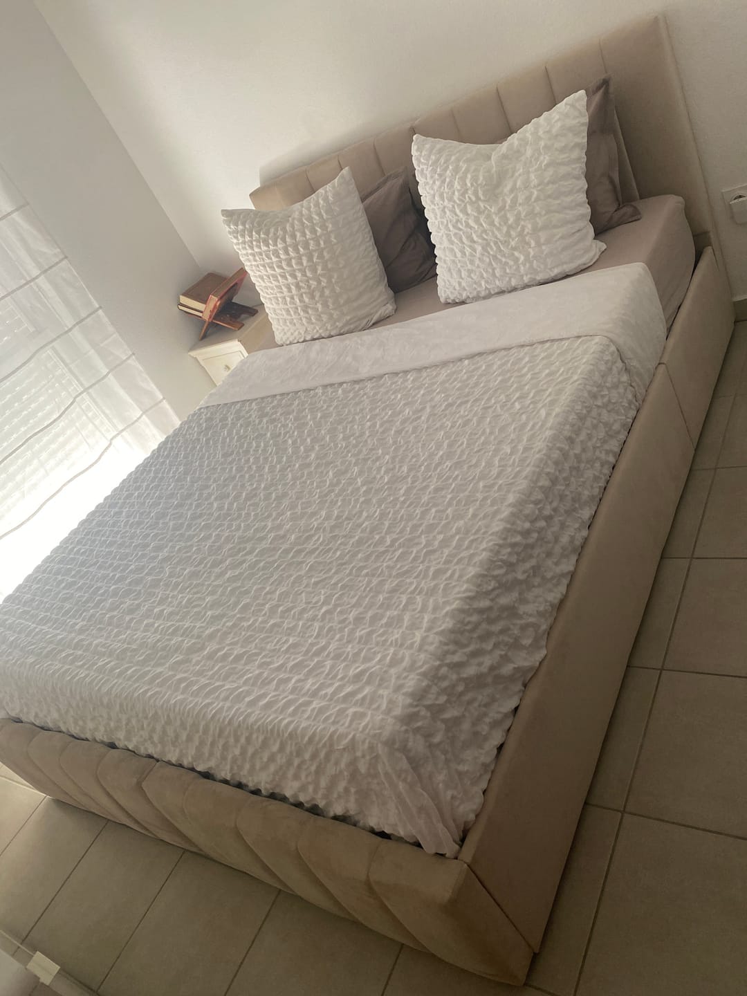 Customer photo review of Lit coffre design - CELINE
