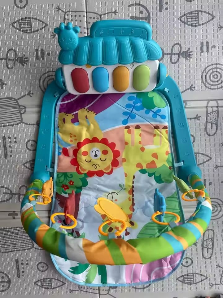 Customer photo review of Babygym mit Klaviermatte SoundSteps | Musikmatte Motorik Entwicklung Krabbeldecke