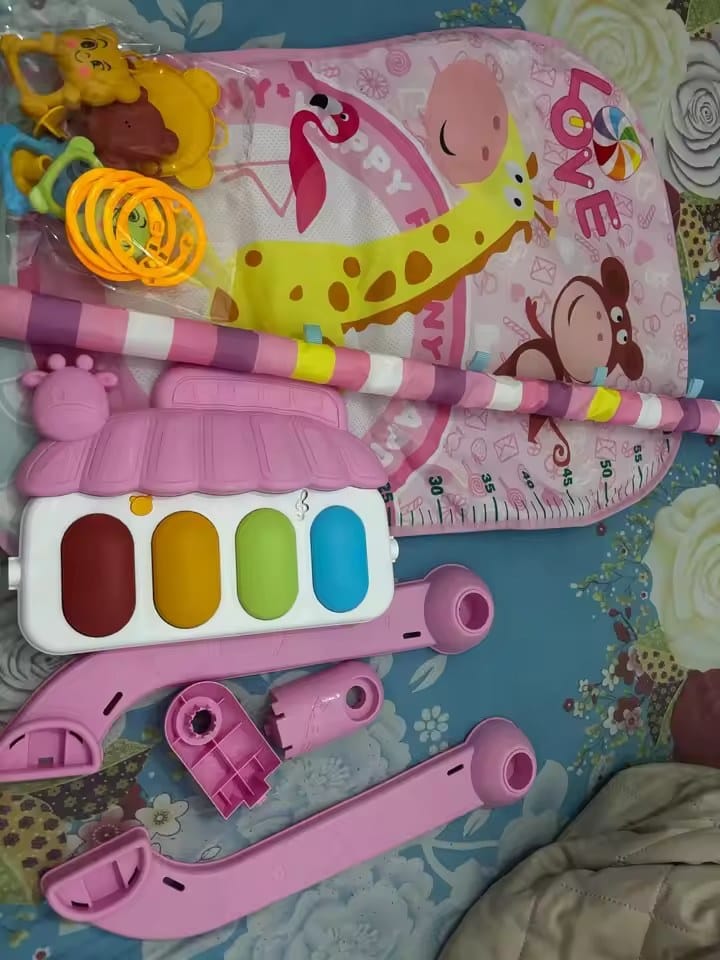 Customer photo review of Babygym mit Klaviermatte SoundSteps | Musikmatte Motorik Entwicklung Krabbeldecke