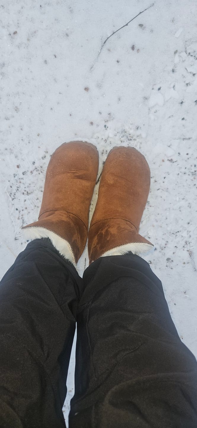 Customer photo review of Vaistoa Huurre | Winter Barefoot Ankle Boots