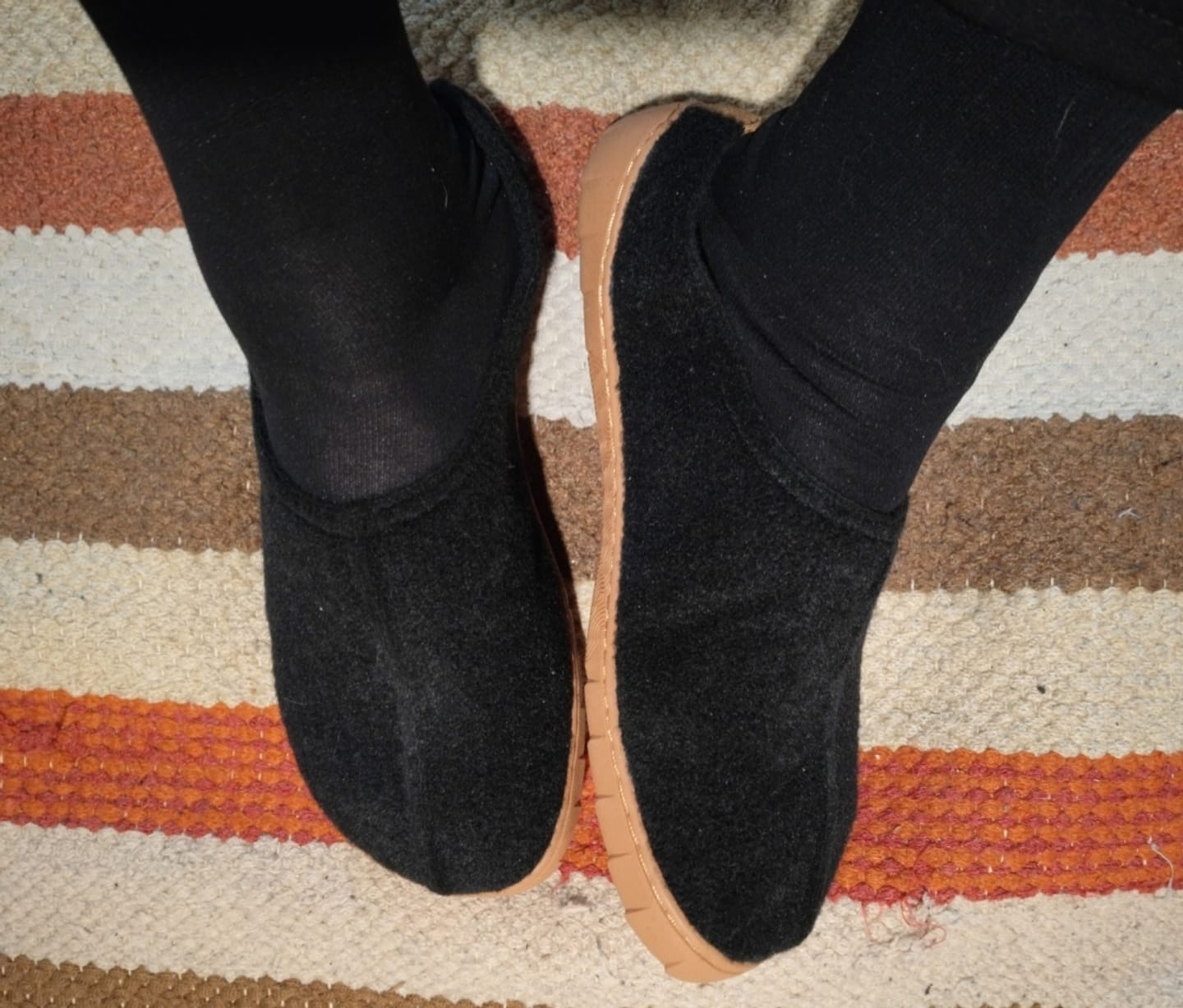 Customer photo review of Vaistoa Toive | Felt Barefoot Slippers