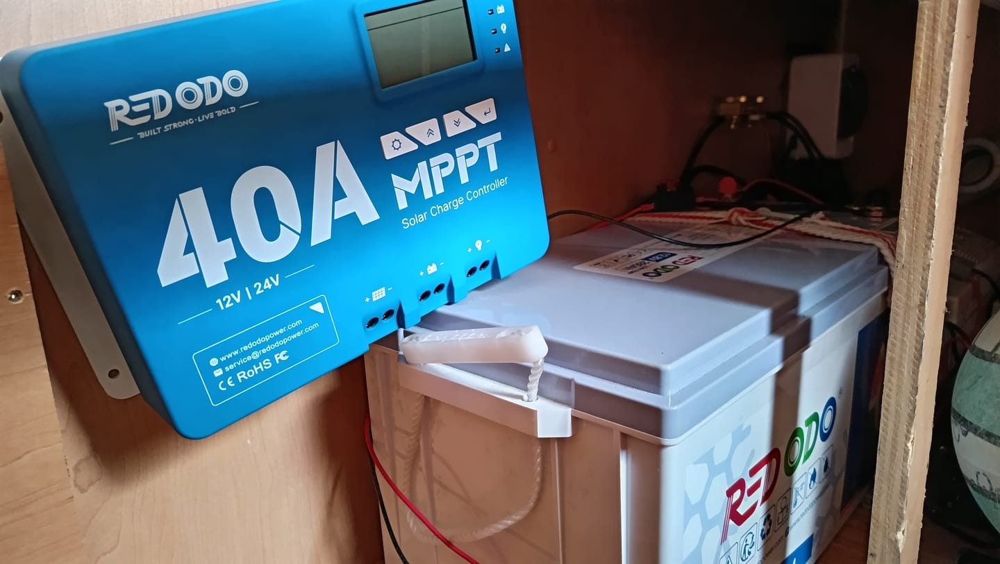 Customer photo review of Redodo 40A MPPT 12V/24V Auto DC Eingang Solarladeregler mit Bluetooth Empfänger