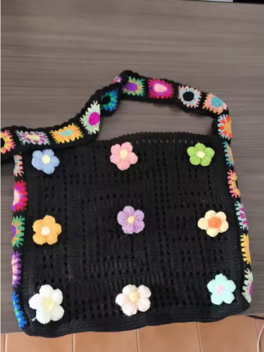 Customer photo review of Bolso artesanal crochet