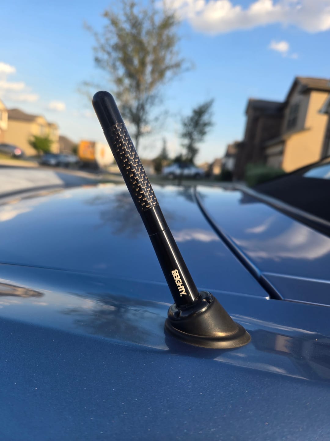 Customer photo review of 80Eighty® Carbon Antenna