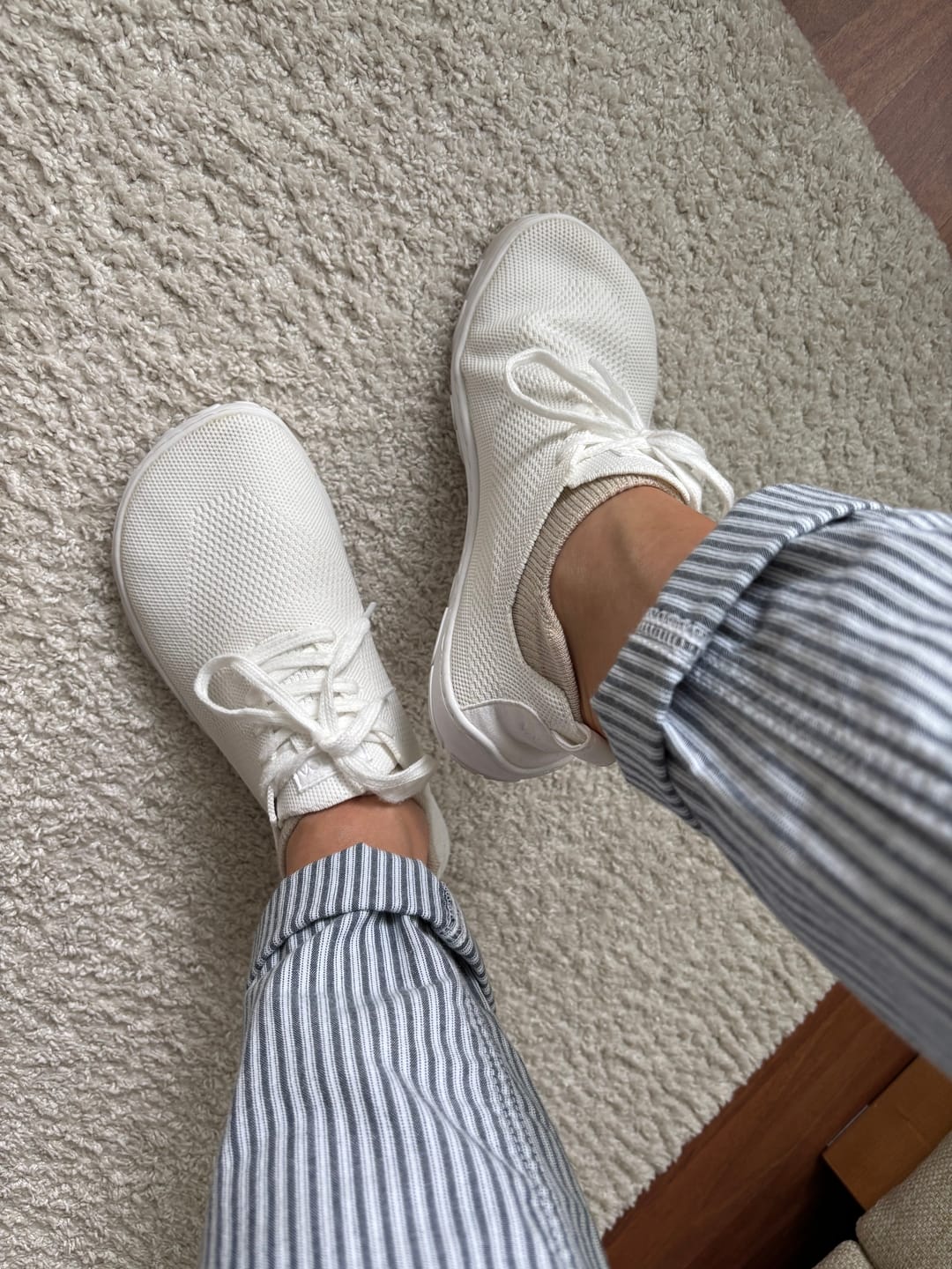Customer photo review of Vaistoa Iloa | Knitted Barefoot Sneakers