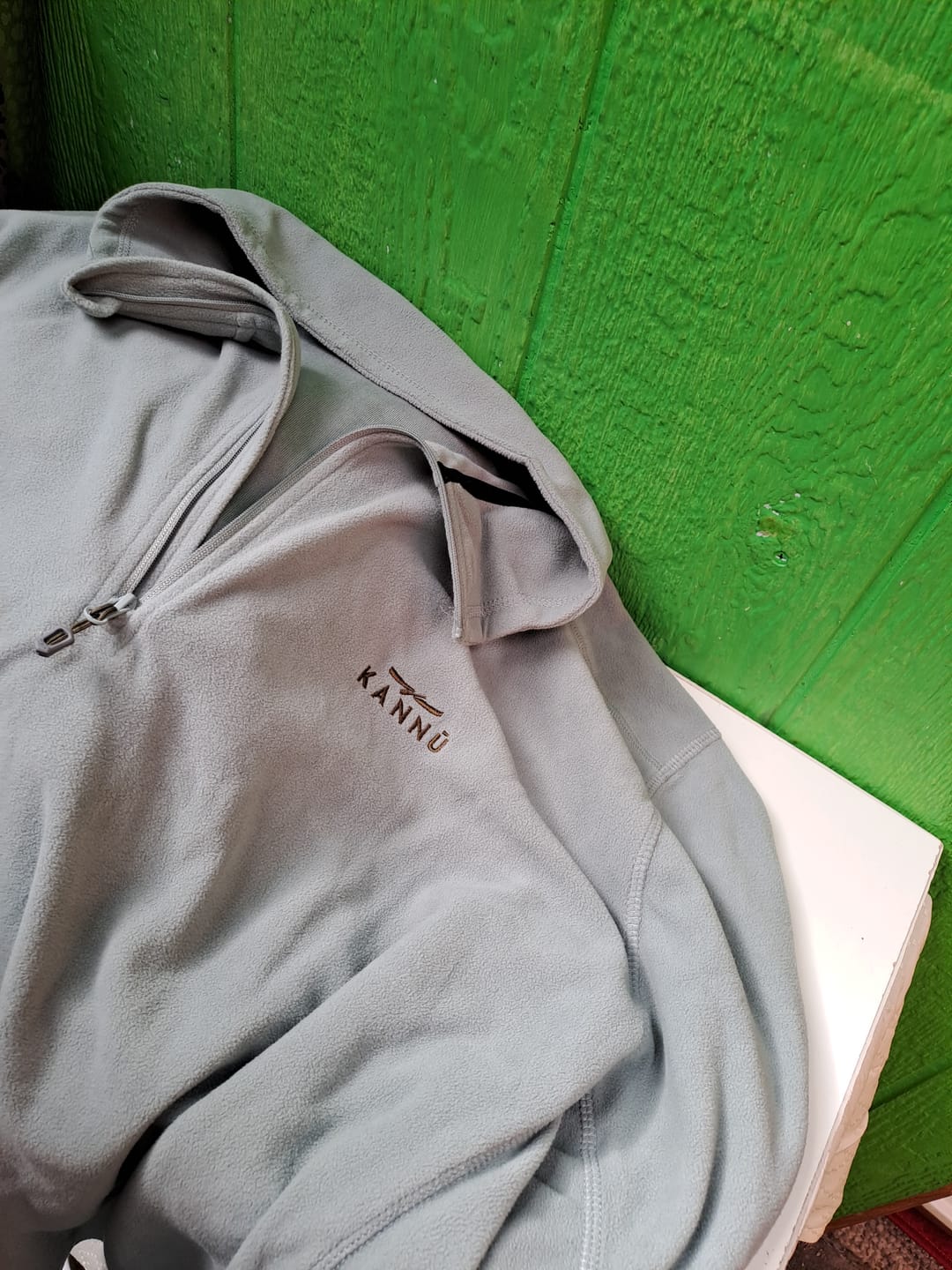 Customer photo review of Polar Hombre Medio Cierre Valle de la Luna Fleece Gris