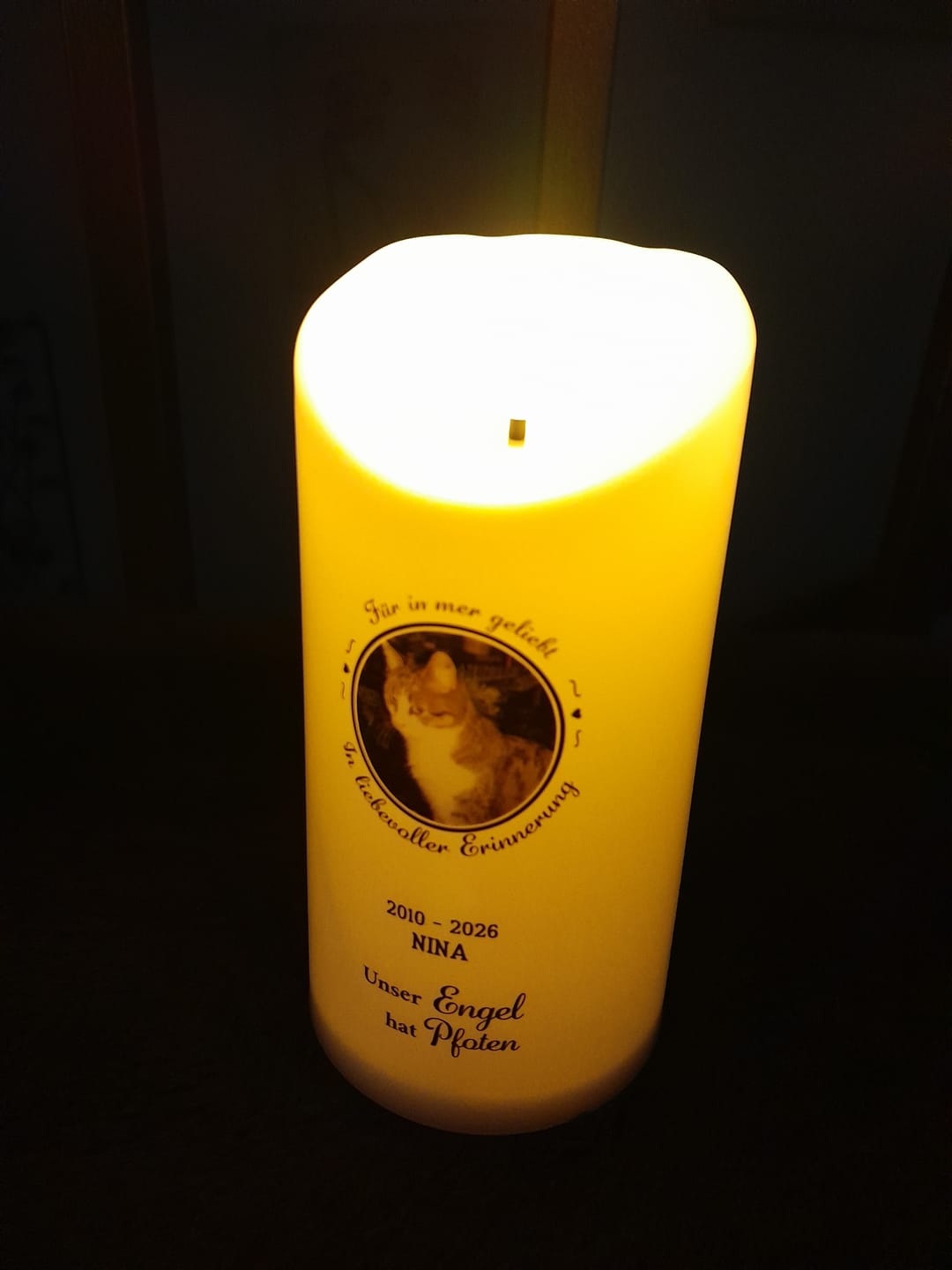 Customer photo review of Personalisierte LED Kerze - In liebevoller Erinnerung