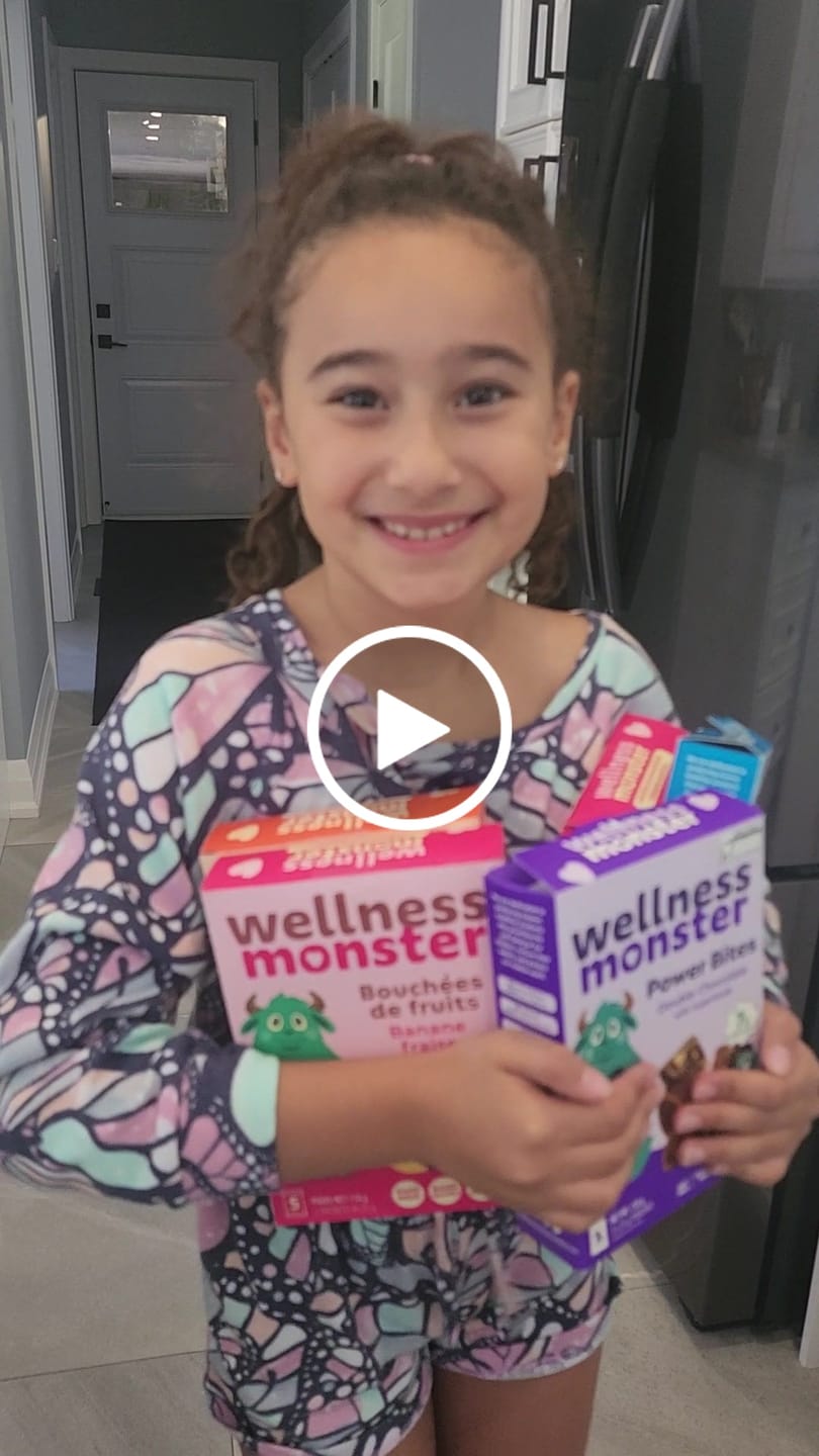 Customer video review of Banana Strawberry