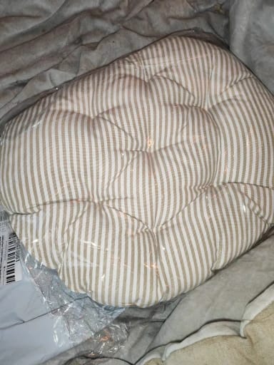 Customer photo review of Round Tatami Floor Cushion