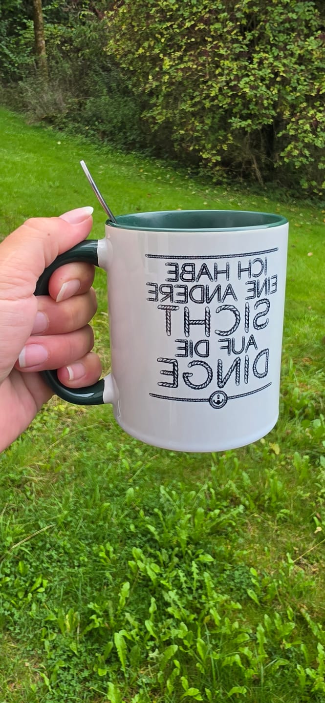 Customer photo review of Ich habe eine andere Sicht auf die Dinge · Keramiktasse Zweifarbig