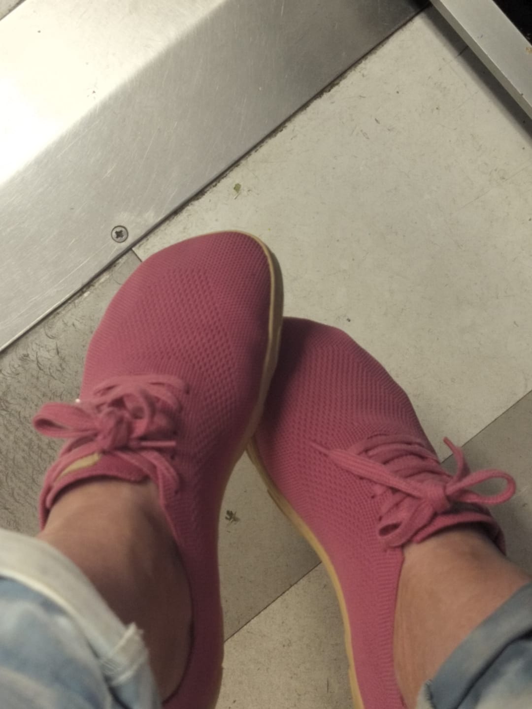 Customer photo review of Vaistoa Iloa | Knitted Barefoot Sneakers