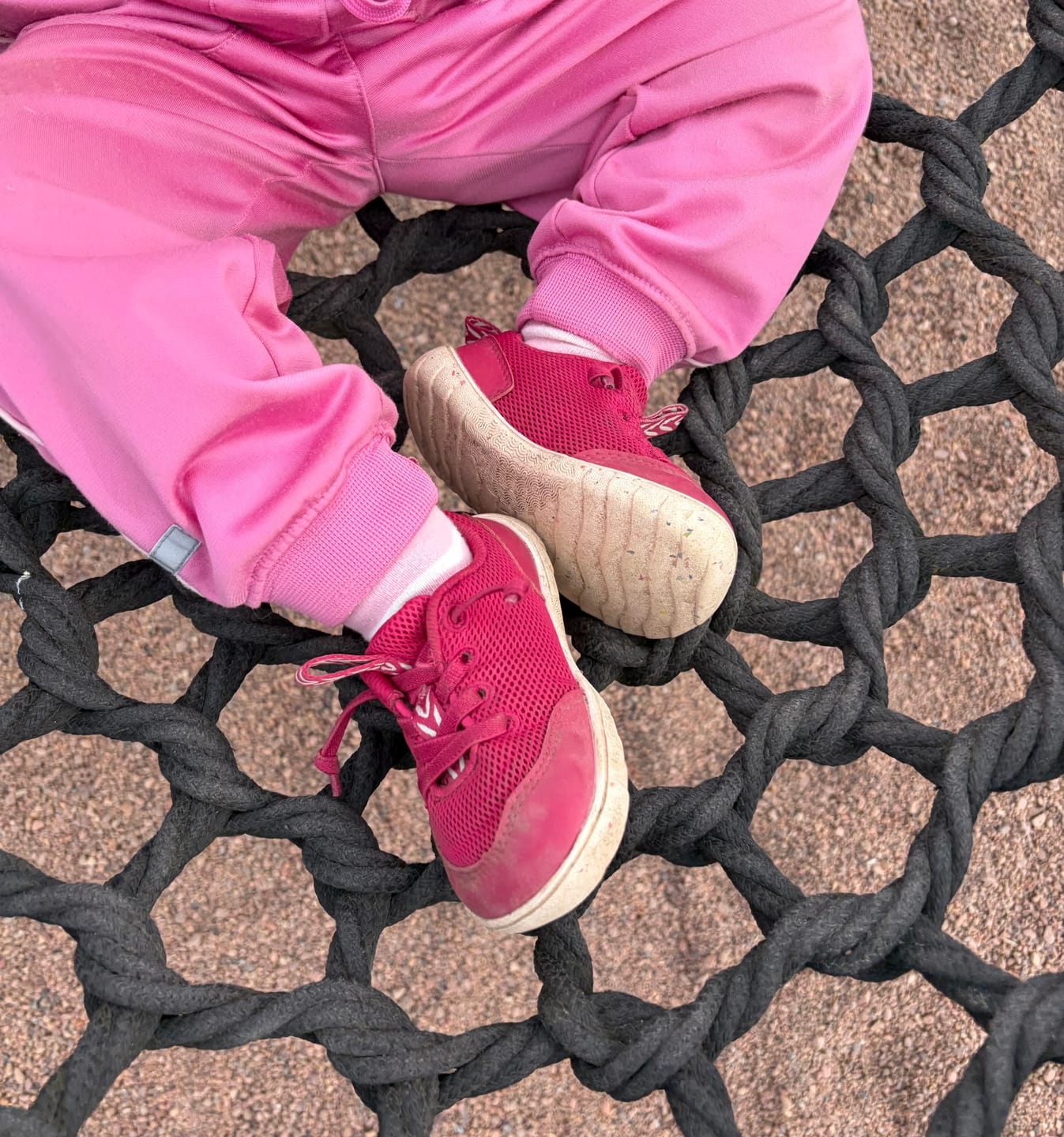 Customer photo review of Vaistoa Kiva Kids | Mesh Barefoot Sneakers