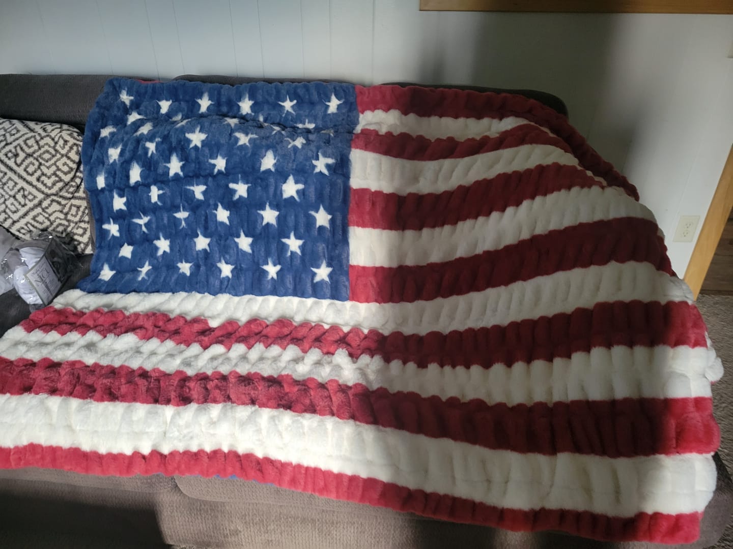 Customer photo review of Hugs Flag Blanket