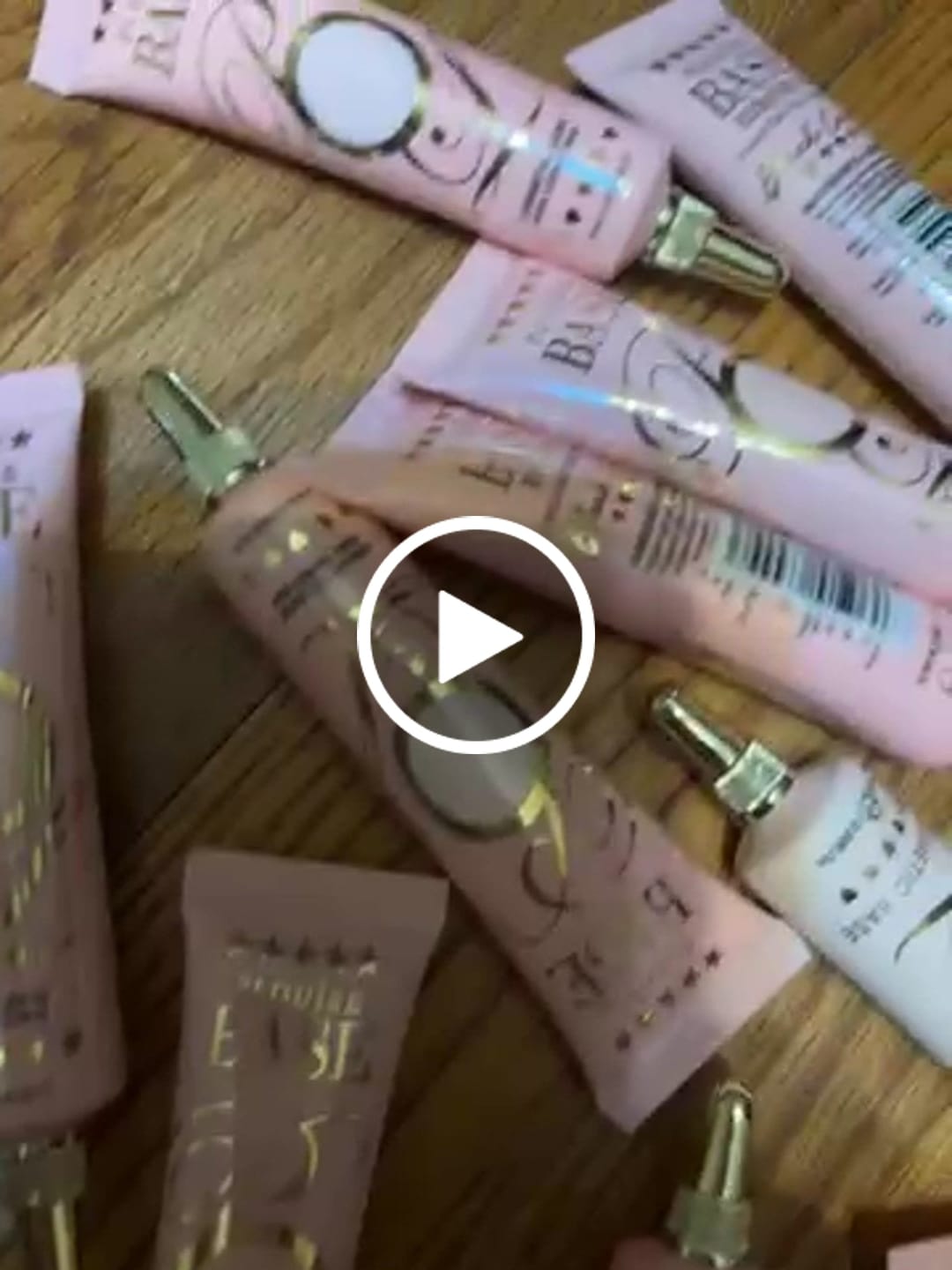 Customer video review of Rumour Eyeshadow Primer Base