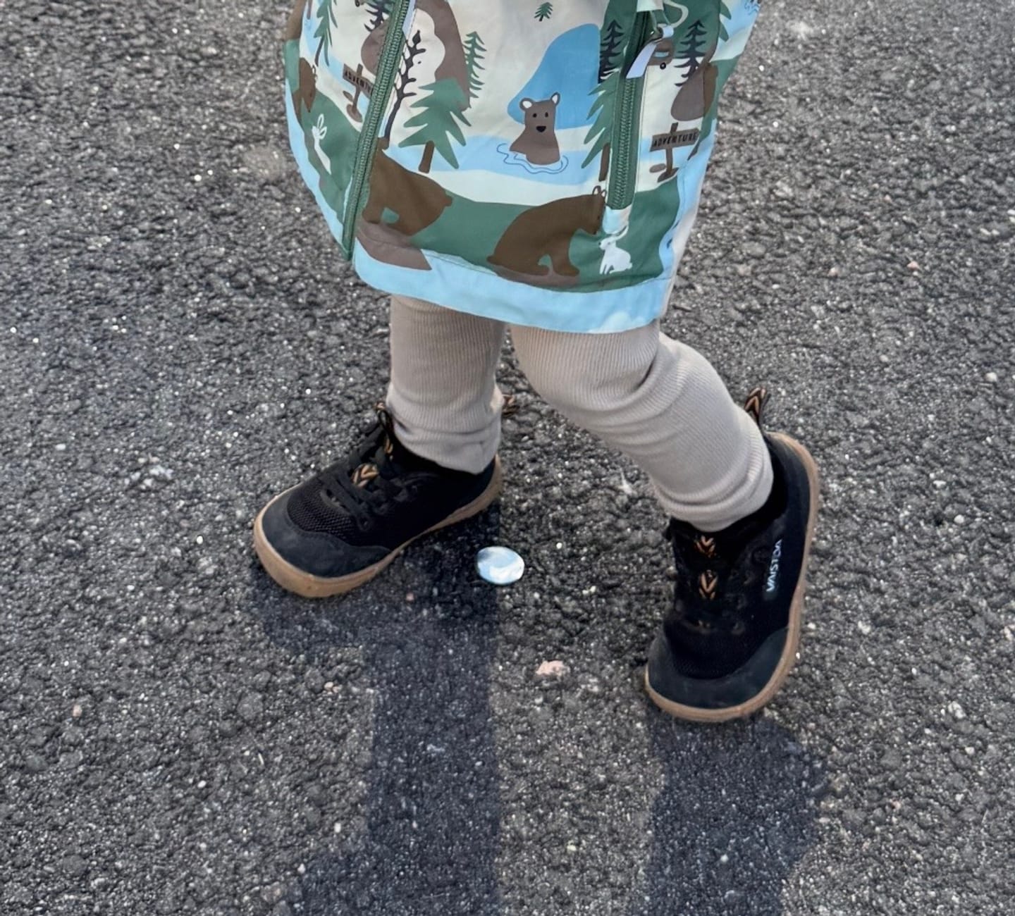 Customer photo review of Vaistoa Kiva Kids | Mesh Barefoot Sneakers