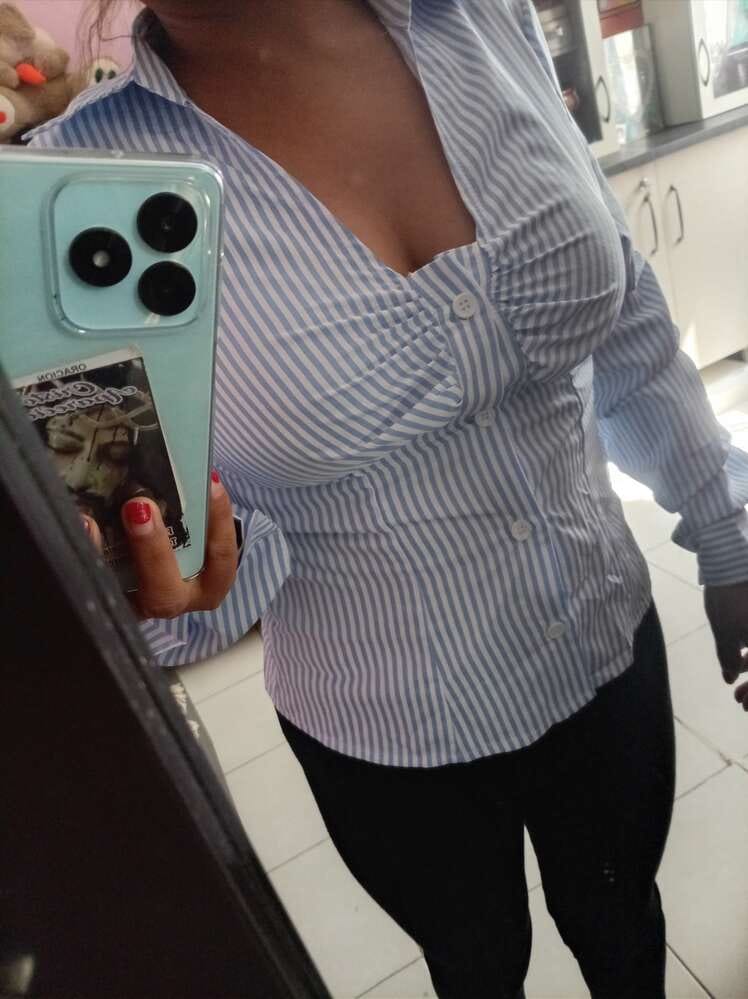 Customer photo review of Ninonine "Lucille" | Ruched Striped Tailored Shirt