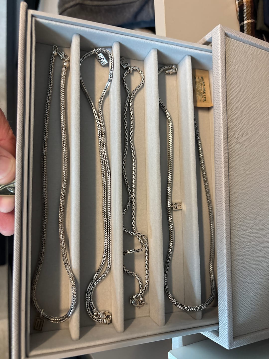 Customer photo review of Stackers Halskettingenlade voor Klassieke Display Juwelendoos Taupe