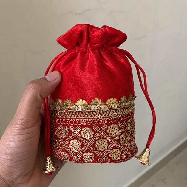 Customer photo review of Laxmi Potli