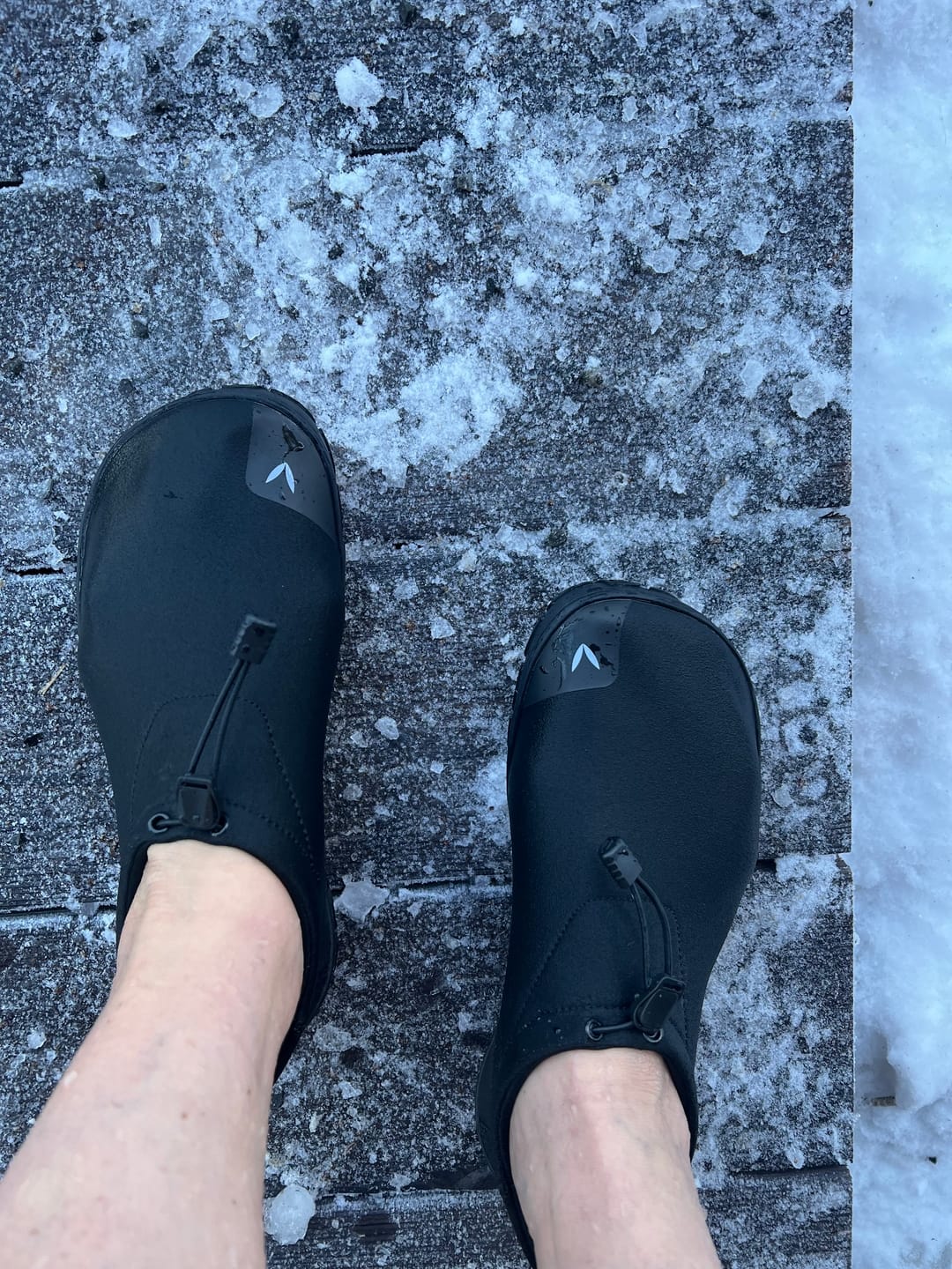 Customer photo review of Vaistoa Vire | Barefoot Ice Swimming Shoes