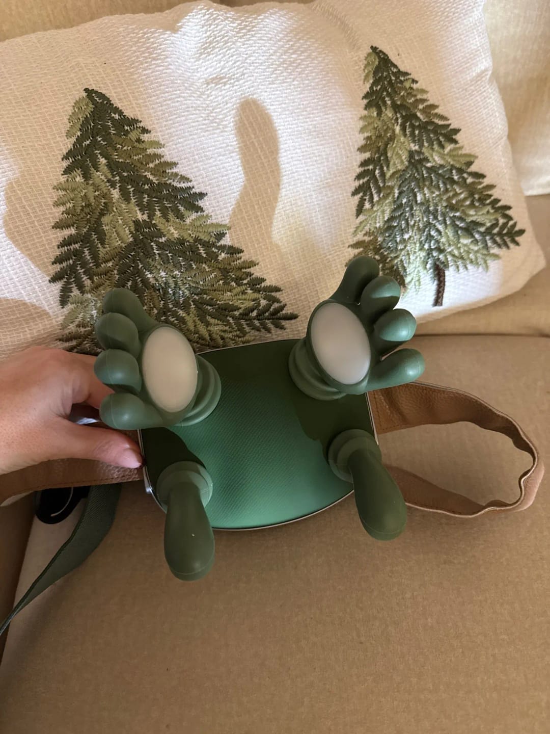 Customer photo review of LoosenMe Heated Neck & Shoulder Massager