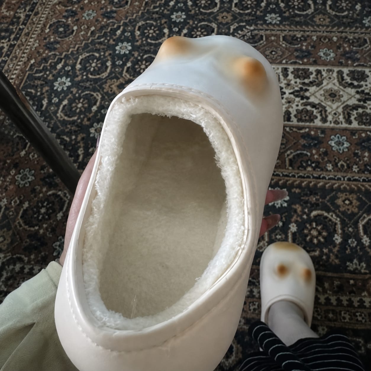 Customer photo review of Pantuflas con Huellita de Gatito