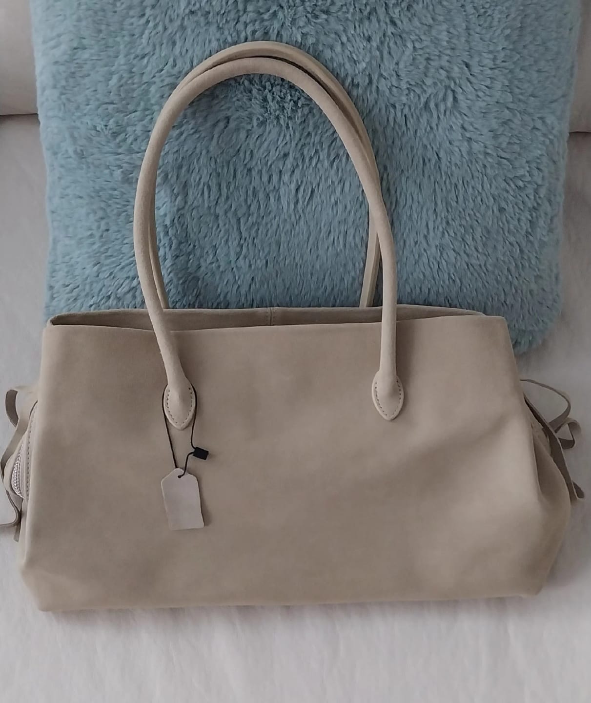 Customer photo review of Miriam Multi-Compartment Shoulder Tote Bag