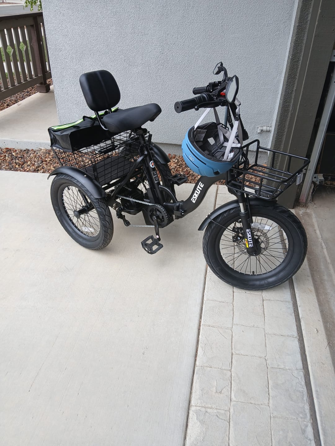 Customer photo review of Eskute® T300 Folding Electric Trike