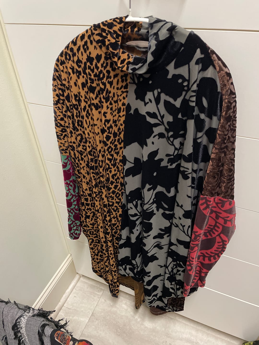 Customer photo review of Incanto Oversized Tunic, Jewel Multi