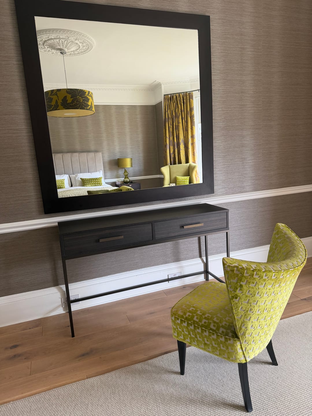 Customer photo review of Wilton Dressing Table With Drawers - Ebony