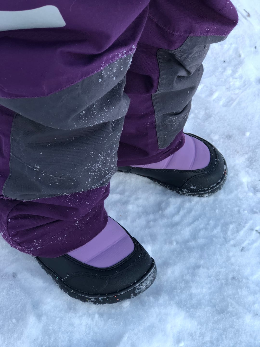 Customer photo review of Vaistoa Kinos Kids | Barefoot Winter Snow Boots