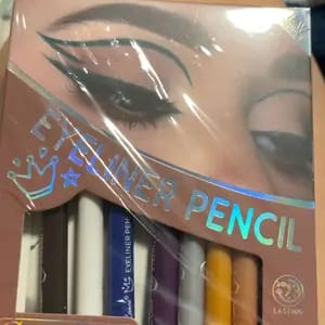 Customer photo review of Colori Resistenti Matite Eyeliner Set 12 Colori Impermeabili