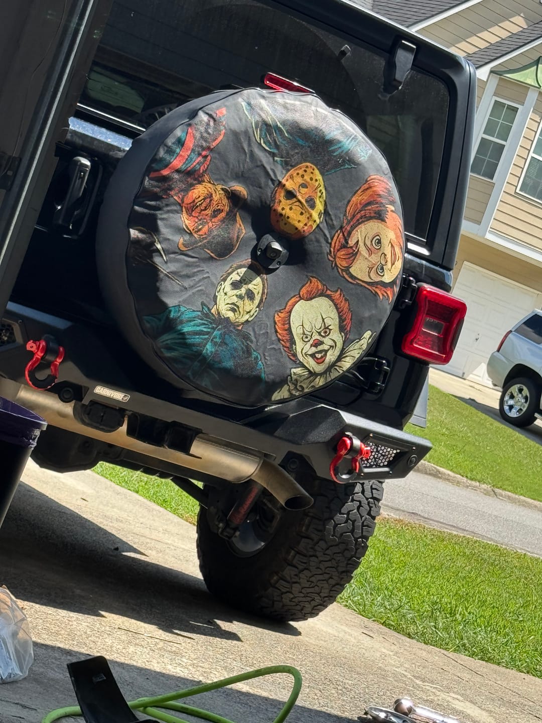 Customer photo review of Jeep Halloween Horror Tire Cover