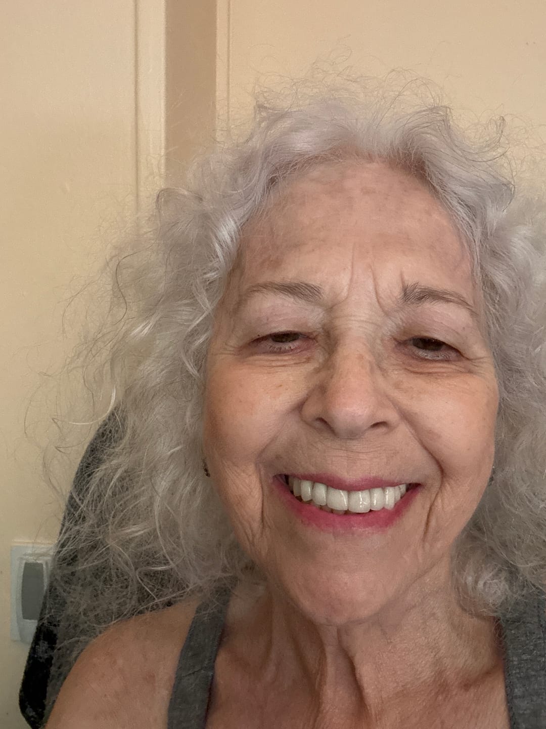 Customer photo review of Areliaa Signature Lipstick