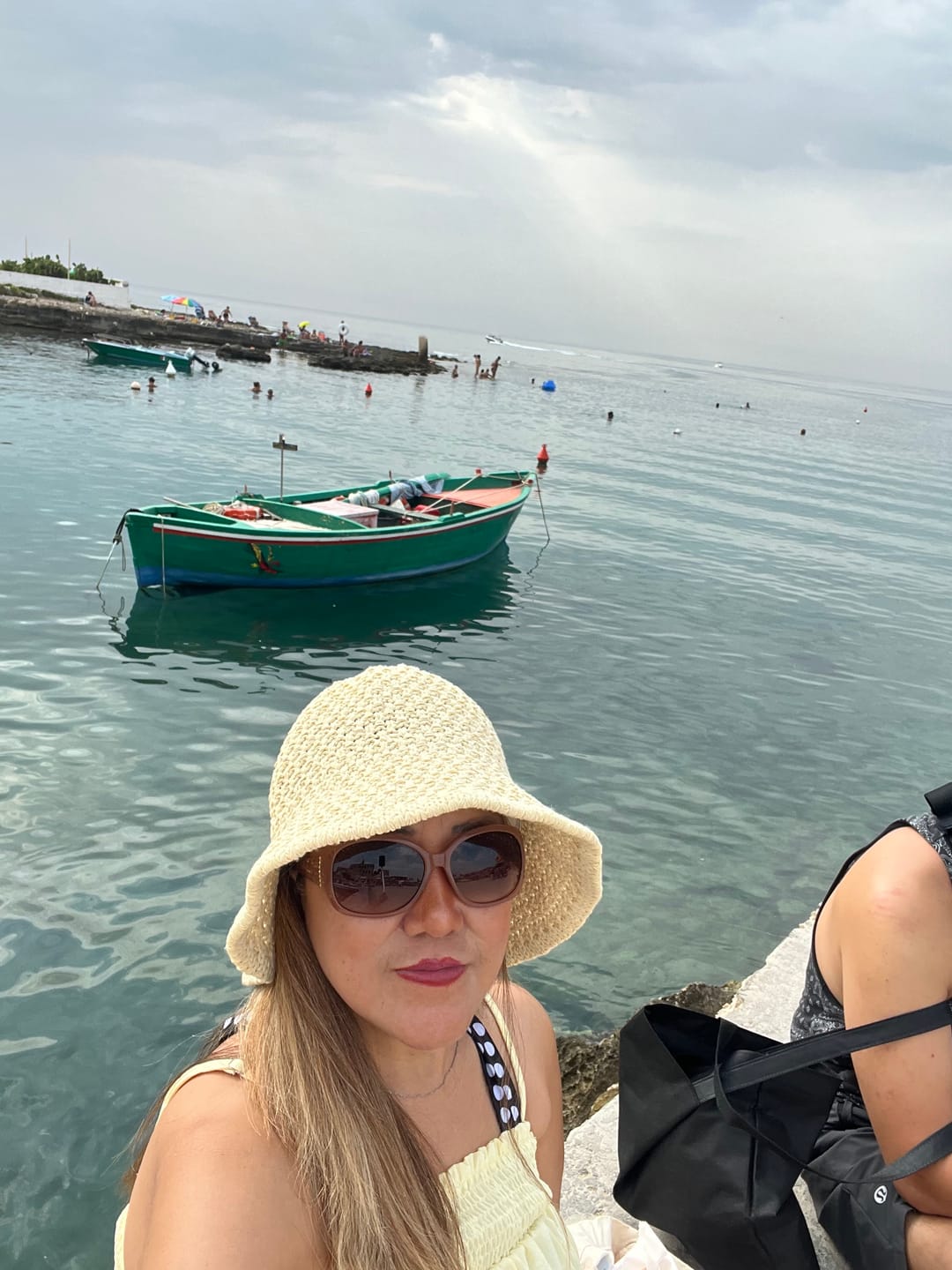 Customer photo review of Women Casual Straw Weave Sunproof Hat