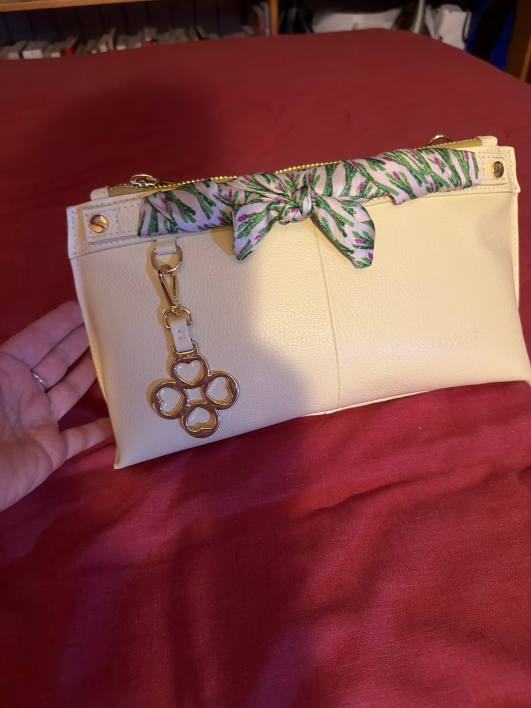 Customer photo review of BORSA SOFY BAGUETTE PELLE GIALLO PASTELLO