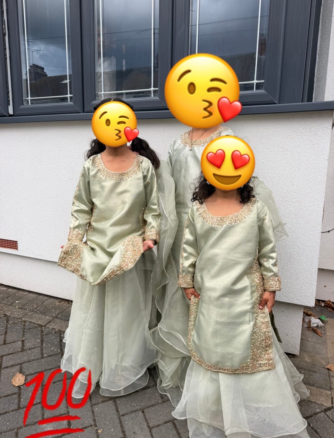 Customer photo review of SRB1408 - Saiyaara - Sage Green Sehrish B Designer