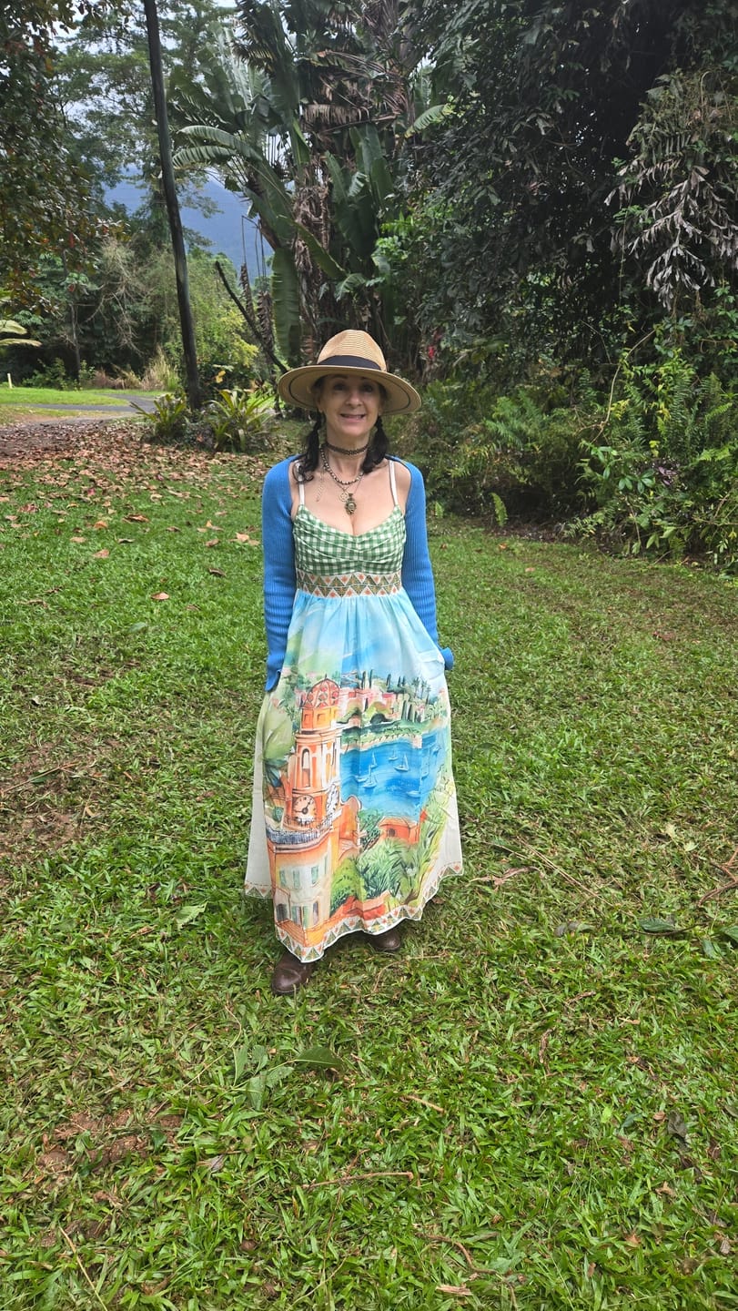 Customer photo review of Green 1950s Plaid Scenic Print Spaghetti Strap Maxi Dress