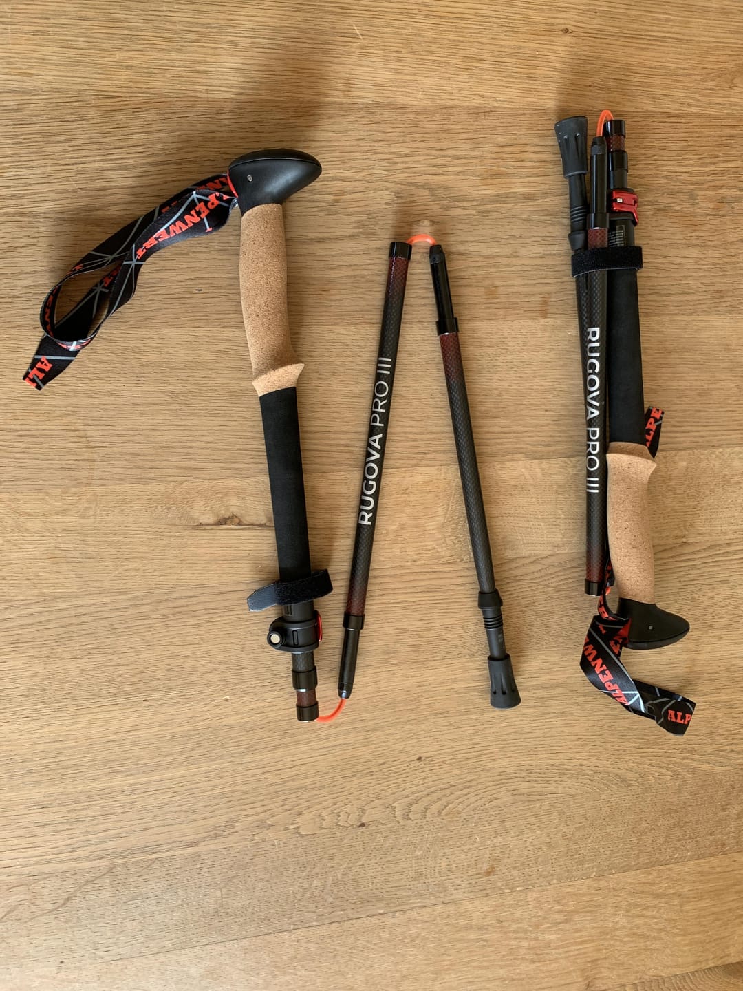 Customer photo review of Wanderstöcke Rugova Pro 3 faltbar & höhenverstellbar – Leicht & stabil