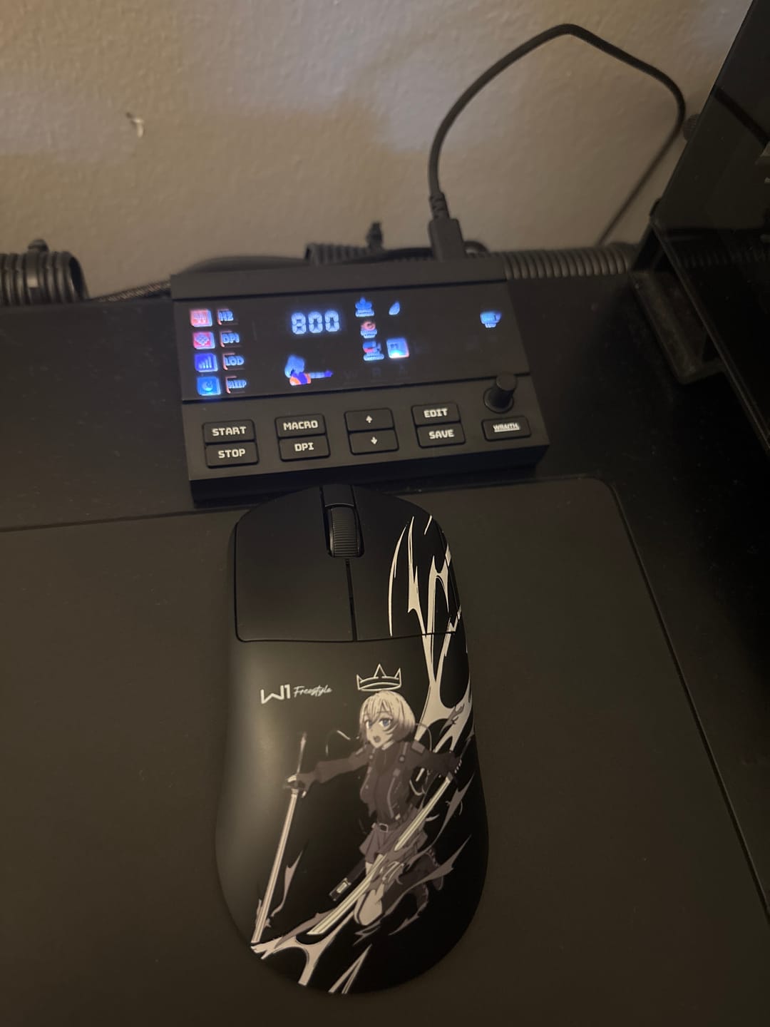 Customer photo review of Wraith W1 Wireless Mouse