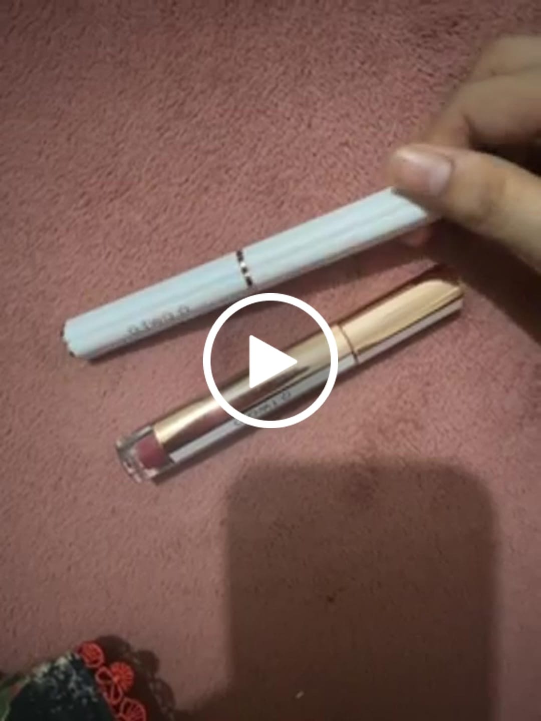 Customer video review of O.TWO.O MOIST COLOR CHANGING LIP BALM