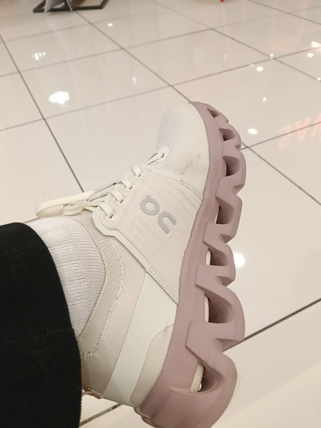 Customer photo review of Cloudswift 4 Pearl Mauve - CSM