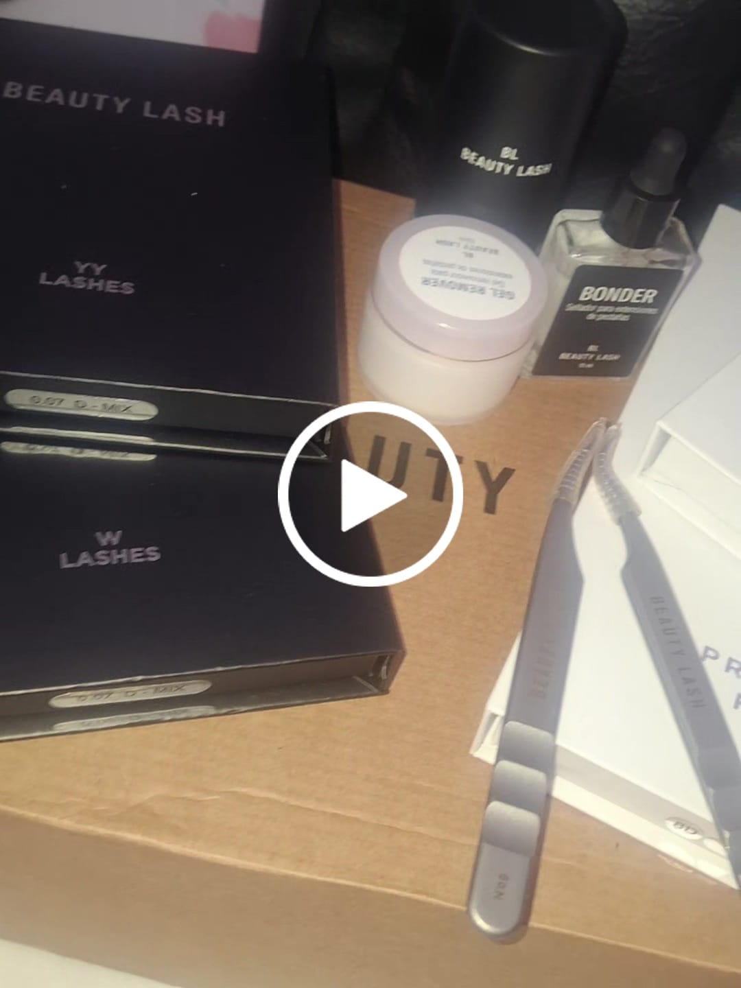 Customer video review of Pinza Isolate Semi Curva Nº 9