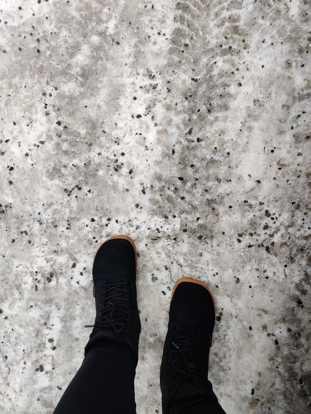 Customer photo review of Vaistoa Hurmos 2 | Casual Winter Barefoot Boots
