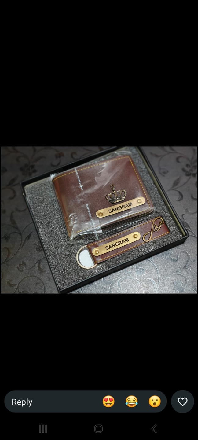 Customer photo review of Combo Of Wallet And Keychain