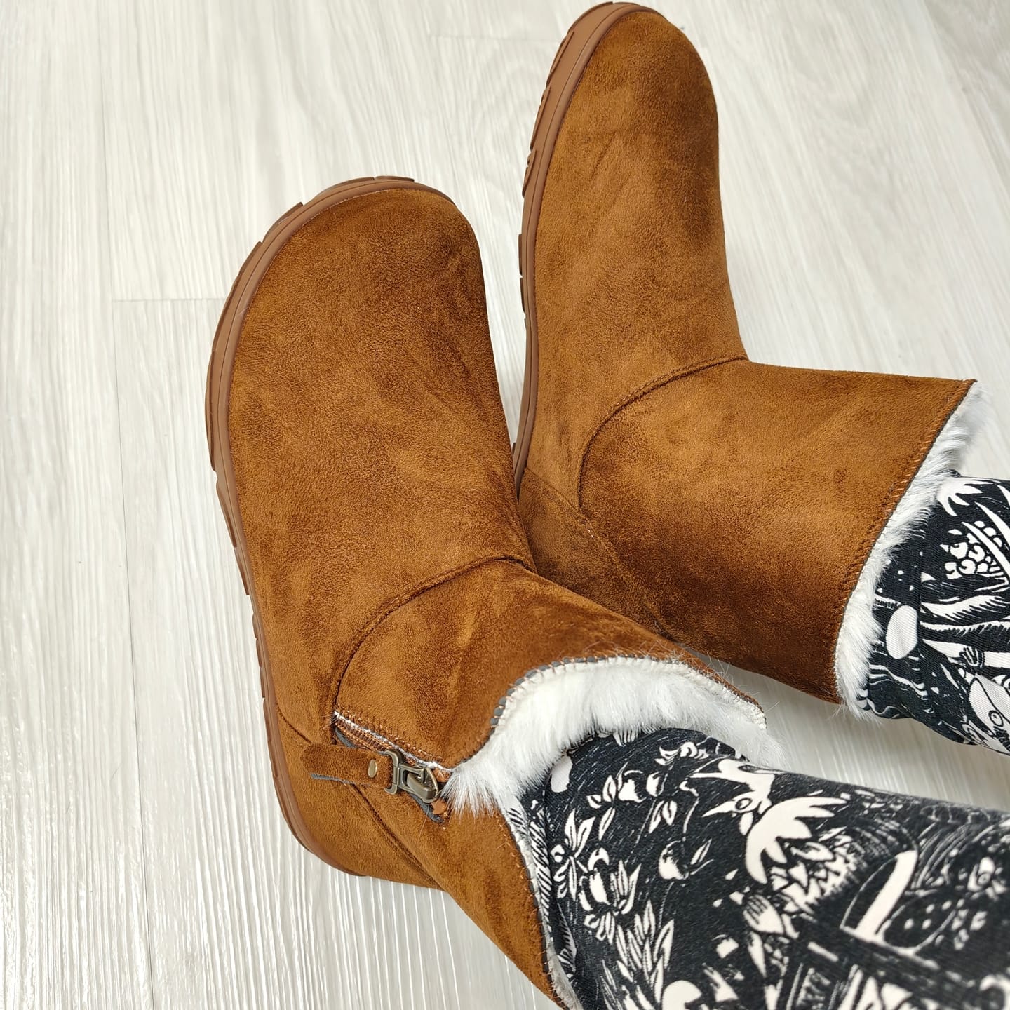 Customer photo review of Vaistoa Huurre | Winter Barefoot Ankle Boots
