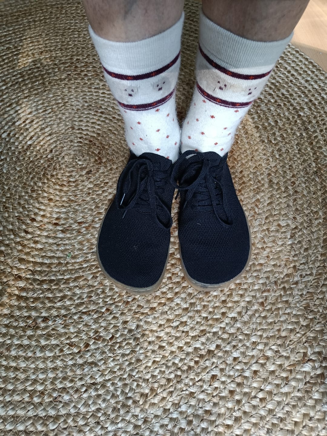 Customer photo review of Vaistoa Iloa | Knitted Barefoot Sneakers