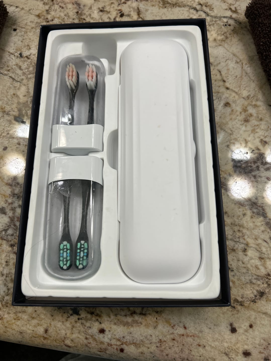 Customer photo review of Oryzom ProSonic V1 – Professional Sonic Deep Clean for Smoother Teeth & Optimal Oral Hygiene
