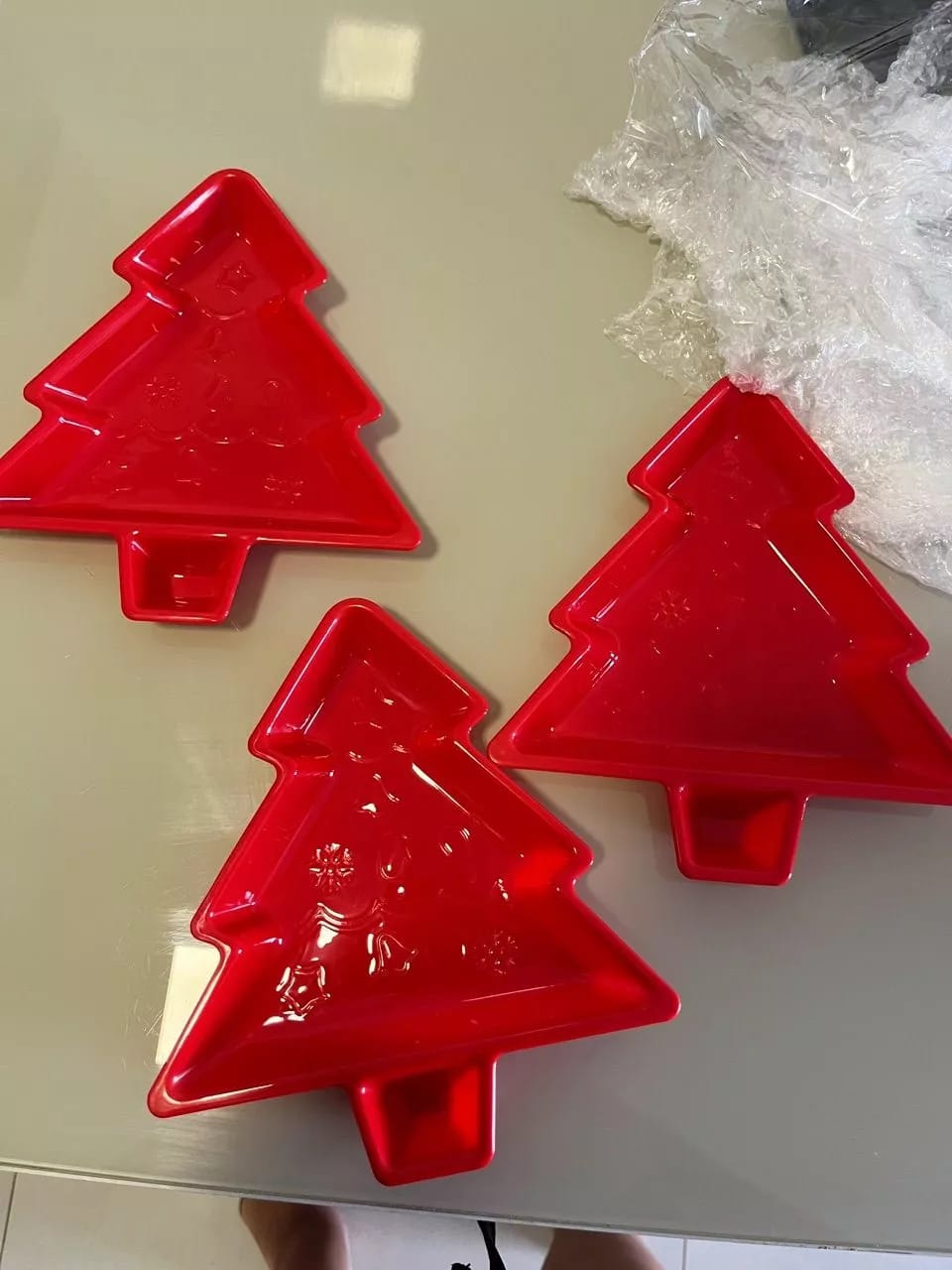 Customer photo review of Kit 3 Pratos de Natal Decorativos Árvore