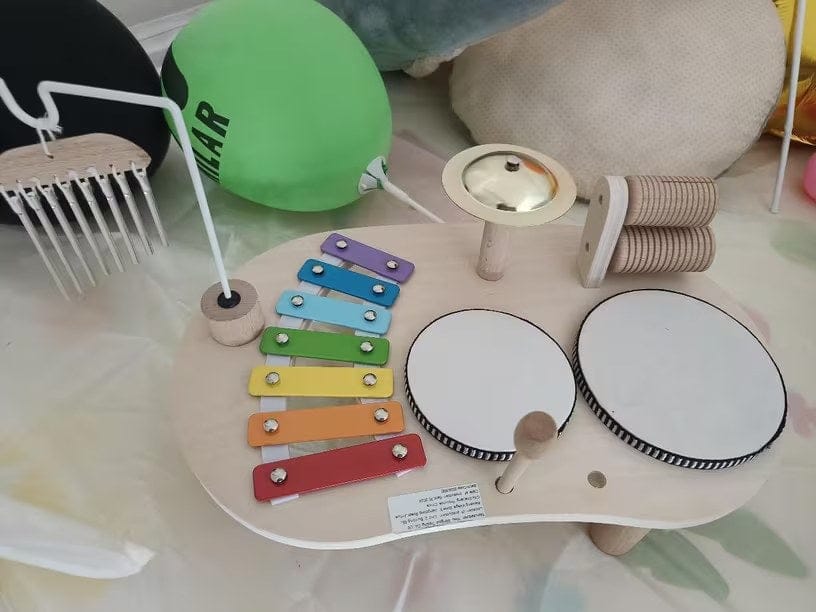 Customer photo review of Playbino Holz Musiktisch Kinder | Xylophon Trommel Becken 5 Instrumente ab 1 Jahr